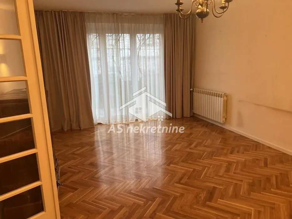 Izdavanje, kuća, 190m², Autokomanda, Voždovac Sve Podlokacije