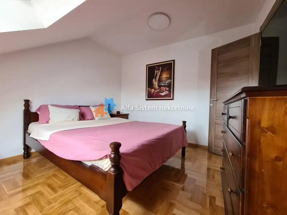 Rent, four bedroom apartment, 112m², Autokomanda, Voždovac Sve Podlokacije