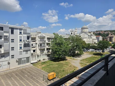 Izdavanje, stan, 105m², Preko Morače, Podgorica - image 15