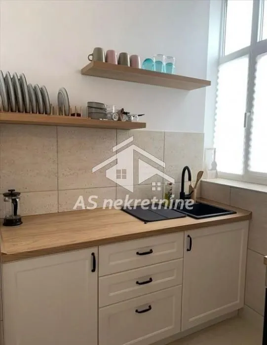 Izdavanje, stan, 57m², Zemun Kej, Zemun Sve Podlokacije