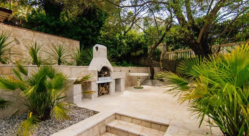 Prodaja, kuća, 218m², Tivat, Crna Gora