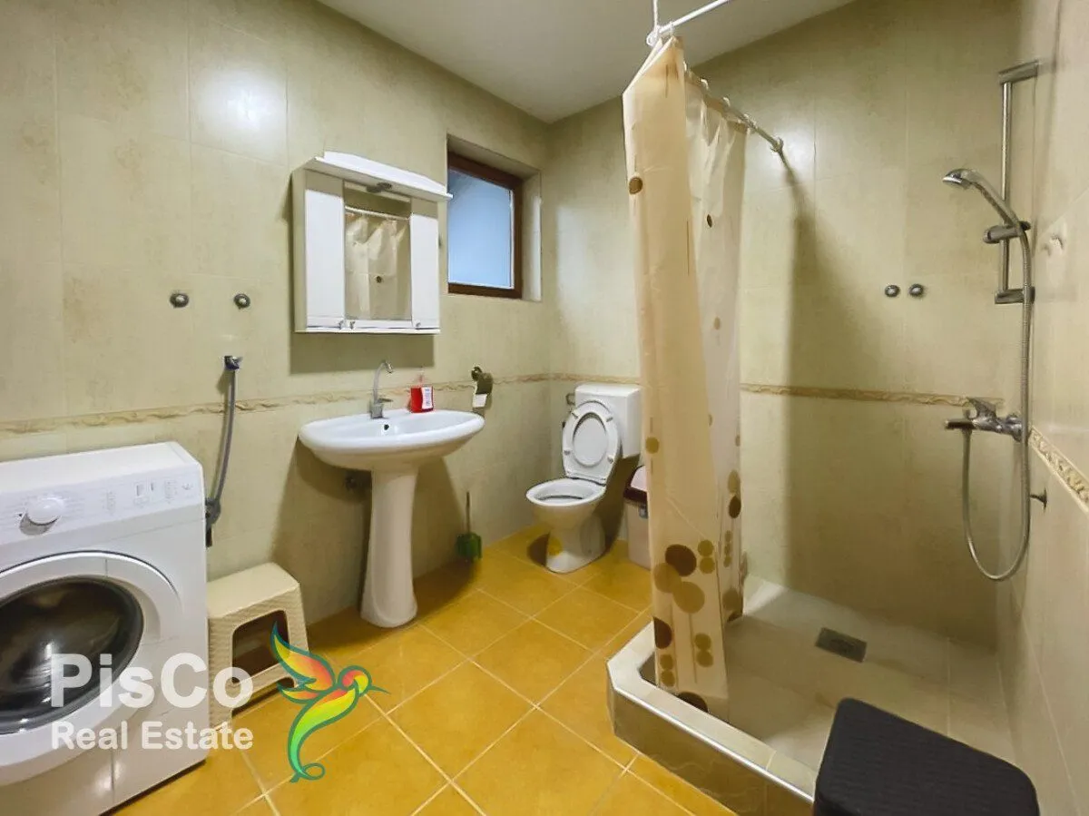 Izdavanje, kuća, 210m², Masline, Podgorica
