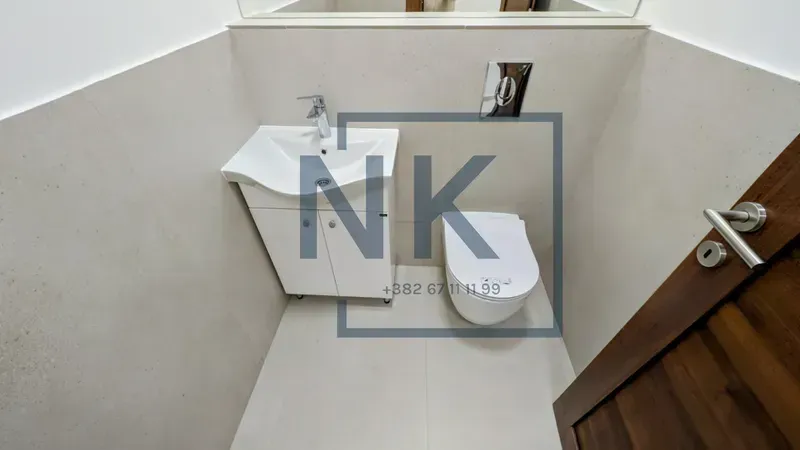 Rent, office space, 132m², City Kvart, Podgorica