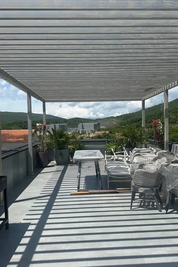 Sale, two bedroom apartment, 120m², Lastva Grbaljska, Kotor