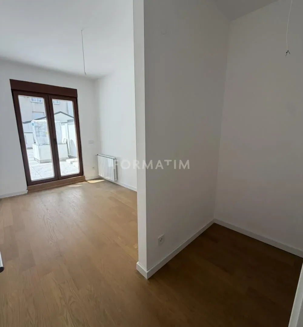 Rent, two bedroom apartment, 55m², Đeram Pijaca, Beograd