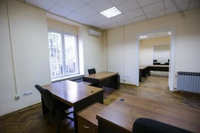 Izdavanje, poslovni prostor, 122m², Stari Grad, Beograd