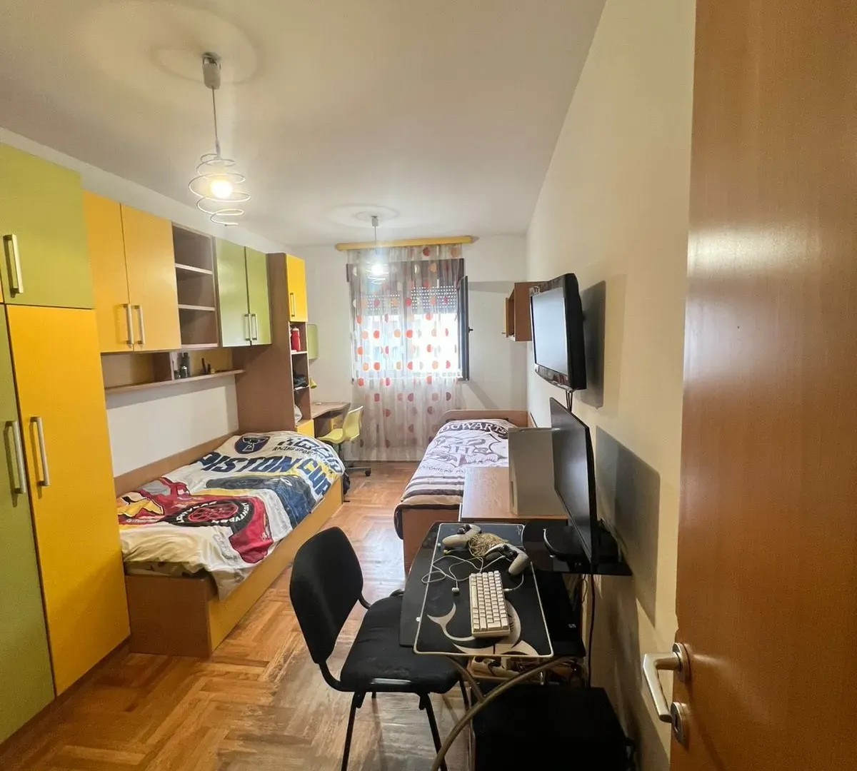 Prodaja, dvosoban stan, 70m², Stari Aerodrom, Podgorica