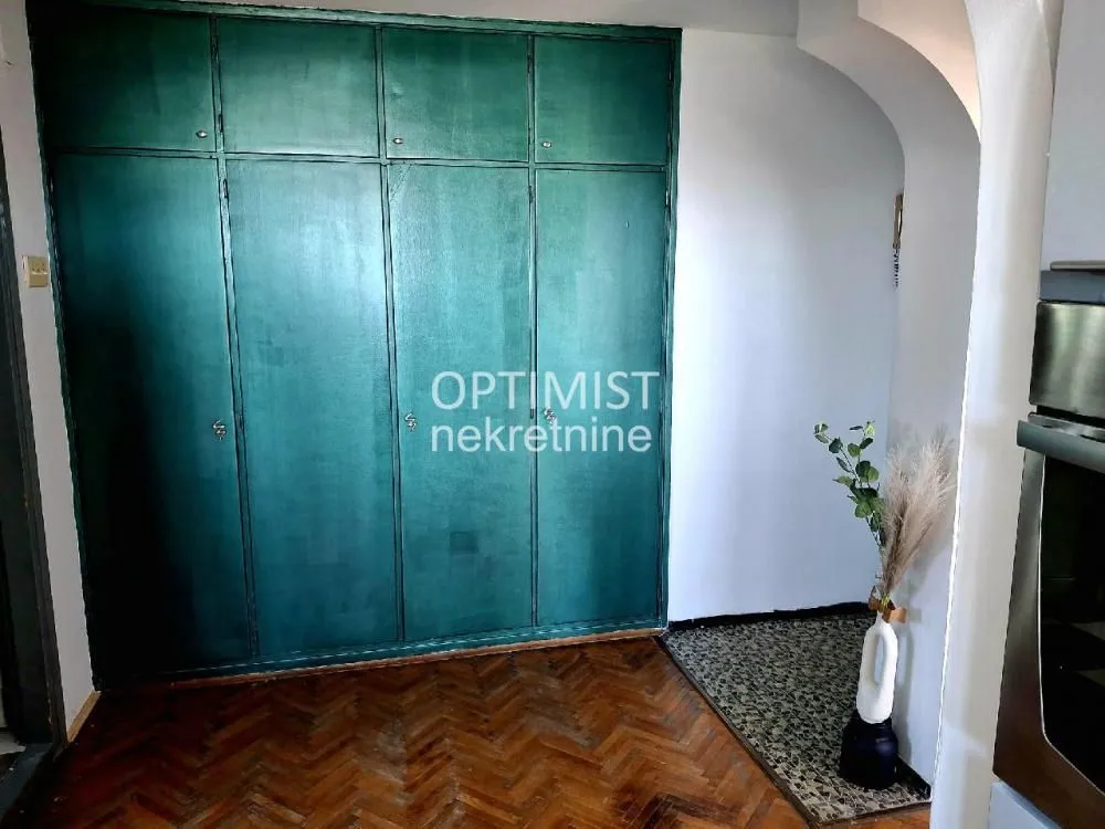 Rent, two bedroom apartment, 46m², Slavija, Vračar Sve Podlokacije