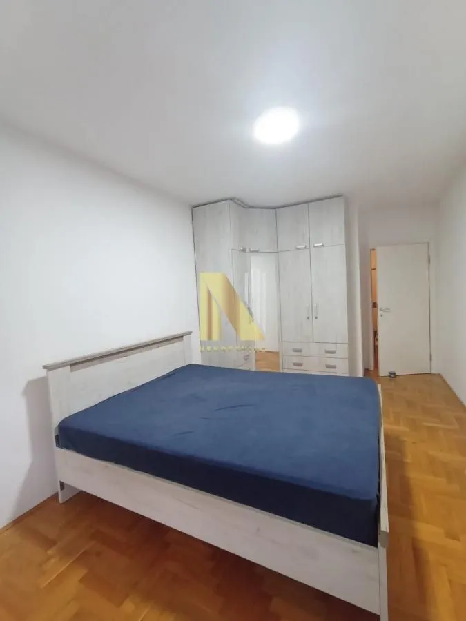 Izdavanje, dvosoban stan, 60m², Banatić, Novi Sad Sve Podlokacije