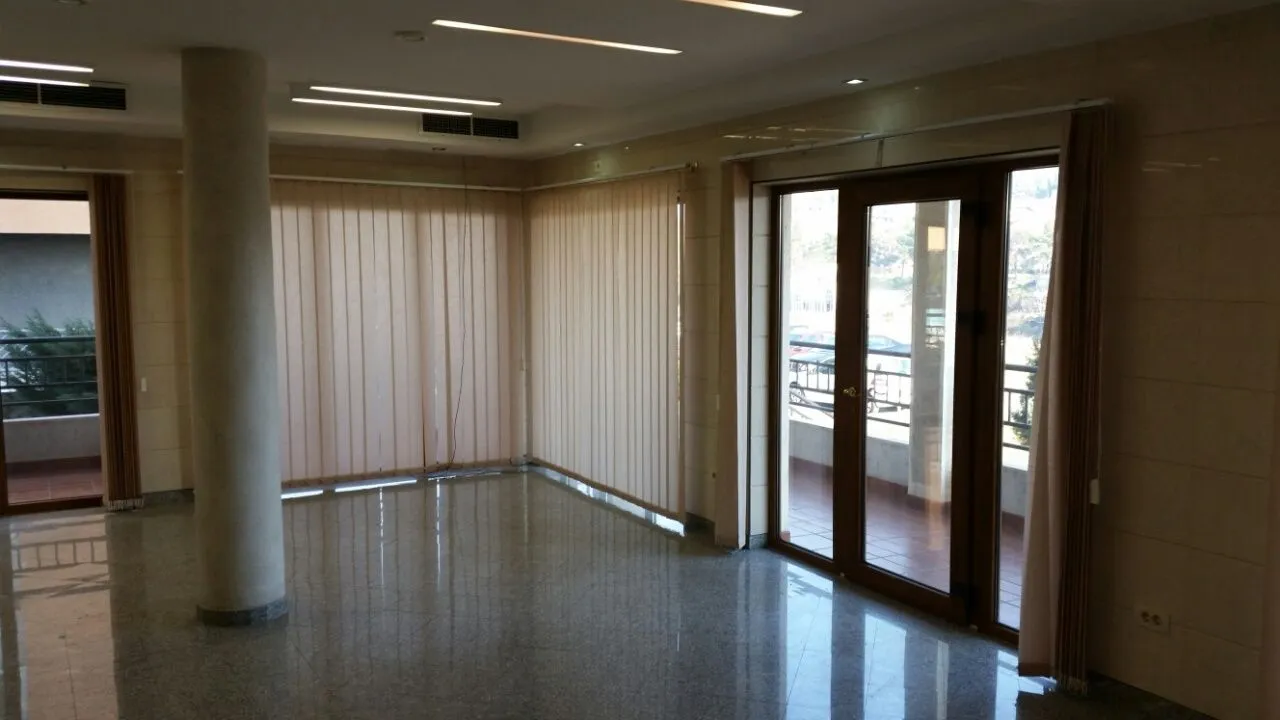 Rent, office space, 70m², Momišići, Podgorica