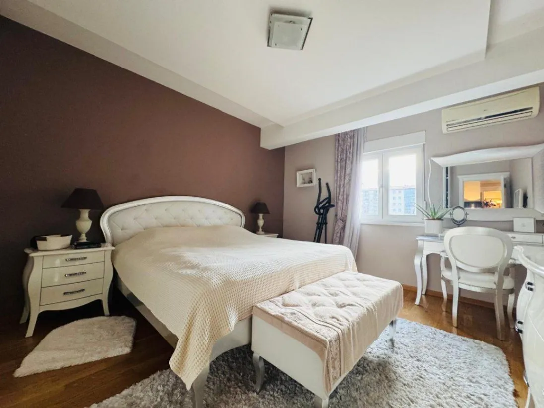 Prodaja, trosoban stan, 111m², City Kvart, Podgorica