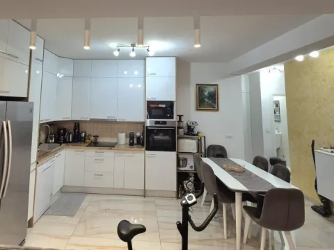 Sale, two bedroom apartment, 70m², Bjeliši, Bar - image 8