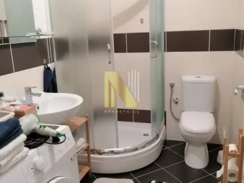 Izdavanje, dvosoban stan, 74m², Sajmište, Novi Sad - image 10