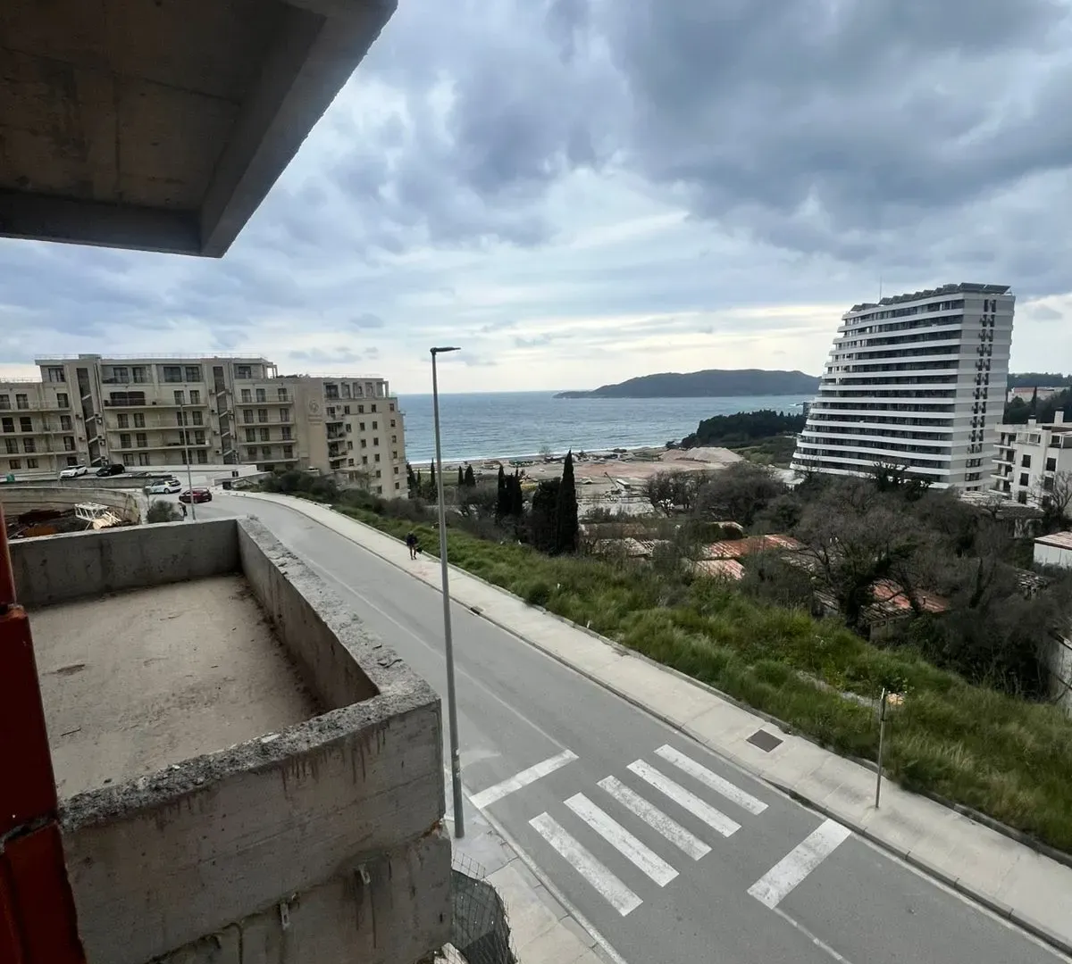 Sale, two bedroom apartment, 56m², Bečići, Budva