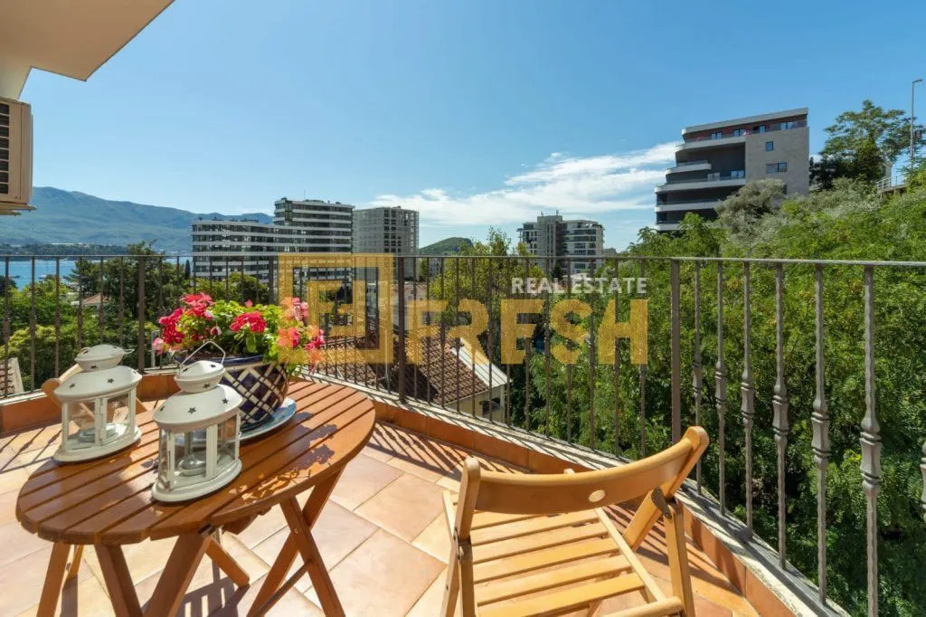 Izdavanje, jednosoban stan, 47m², Budva, Crna Gora