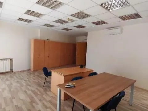 Rent, office space, 210m², Savski Venac, Beograd - image 3