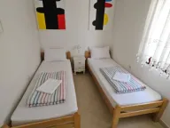 Izdavanje, kuća, 110m², Pržice, Kotor - image 13