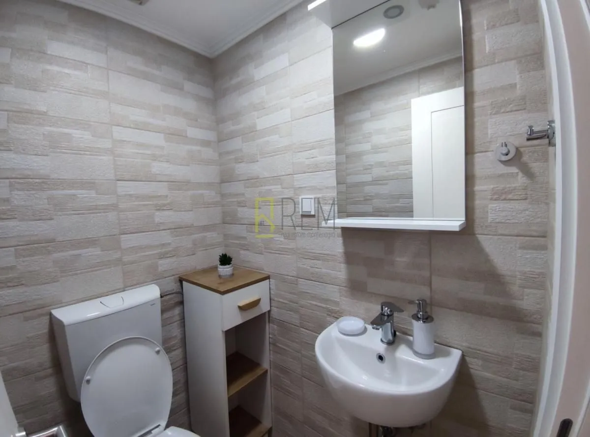 Rent, two bedroom apartment, 82m², Centar, Podgorica