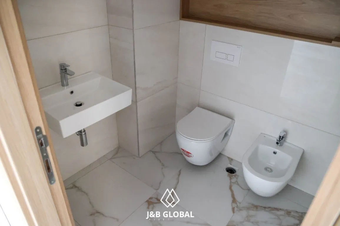 Prodaja, jednosoban stan, 61m², Podgorica, Crna Gora