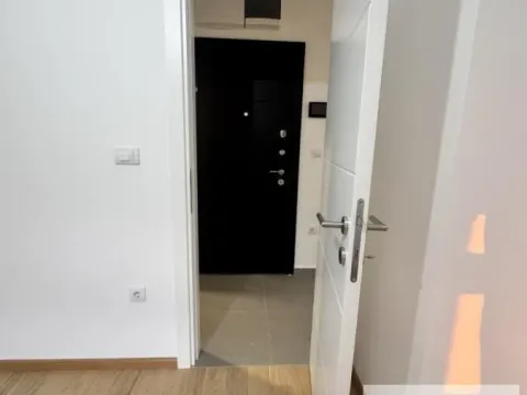 Prodaja, jednosoban stan, 40m², Surčin, Beograd - image 9