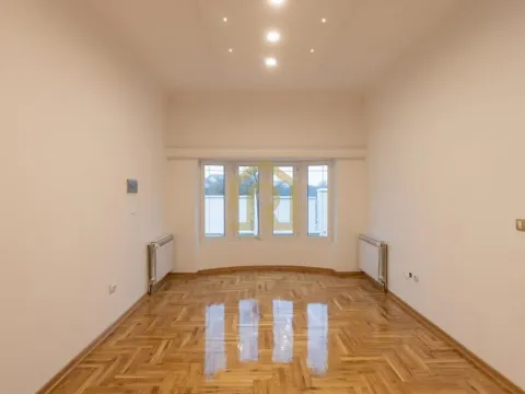 Izdavanje, poslovni prostor, 418m², Jajinci, Voždovac Sve Podlokacije - image 12