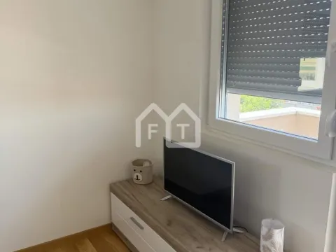 Rent, two bedroom apartment, 38m², Ledine, Beograd - image 6