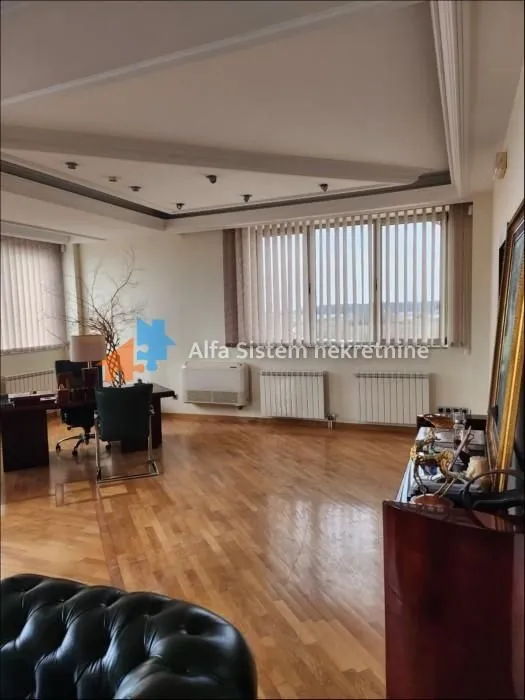 Rent, office space, 300m², Bezanijska Kosa 1, Bežanijska Kosa Sve Podlokacije