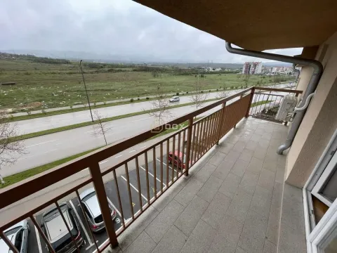 Rent, one bedroom apartment, 59m², Pantelej, Niš - image 5