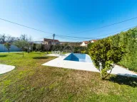 Rent, house, 220m², Podgorica, Crna Gora - image 11