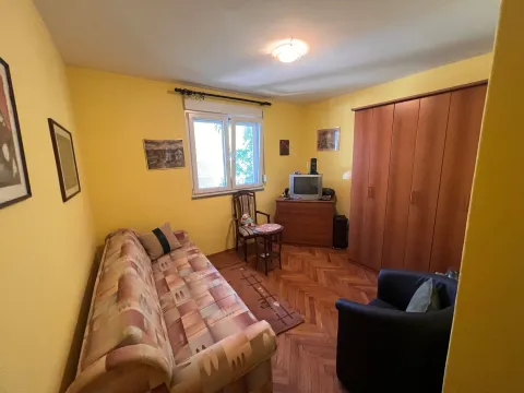 Sale, two bedroom apartment, 41m², Petrovac, Budva - image 11