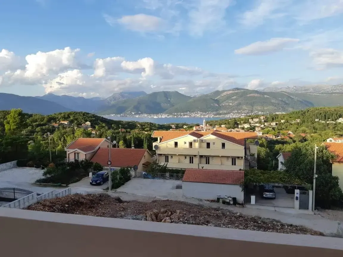 Sale, house, 130m², Tivat, Crna Gora