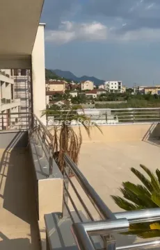 Prodaja, dvosoban stan, 117m², Centar, Tivat - image 9