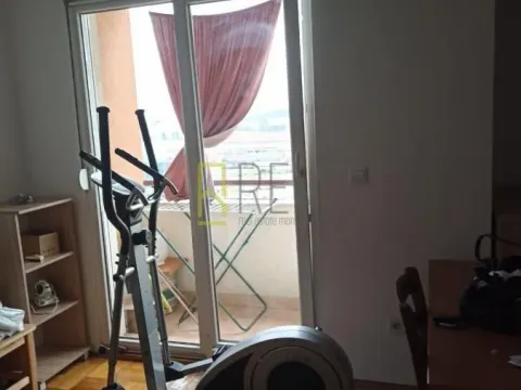 Izdavanje, garsonjera, 37m², Stari Aerodrom, Podgorica - image 5