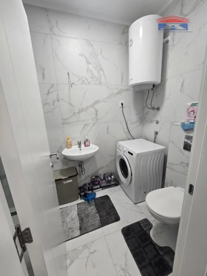 Izdavanje, dvosoban stan, 60m², Avijatičarsko naselje, Novi Sad Sve Podlokacije