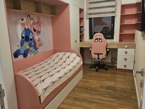 Rent, house, 200m², Ledine, Beograd - image 17