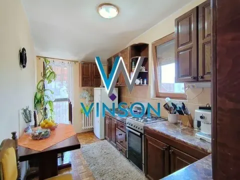 Izdavanje, četvorosoban stan, 137m², Centar, Novi Sad - image 6