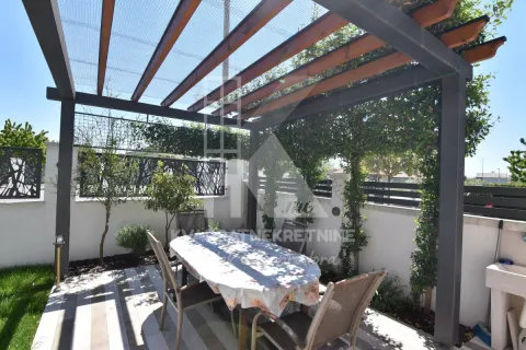 Prodaja, kuća, 170m², Gornja Gorica, Podgorica - image 30