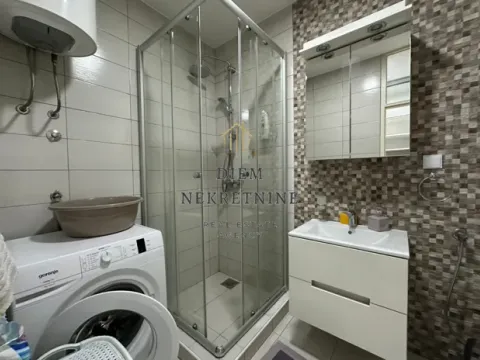 Izdavanje, dvosoban stan, 100m², Preko Morače, Podgorica - image 6