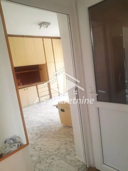 Rent, three bedroom apartment, 80m², Čukarica, Beograd