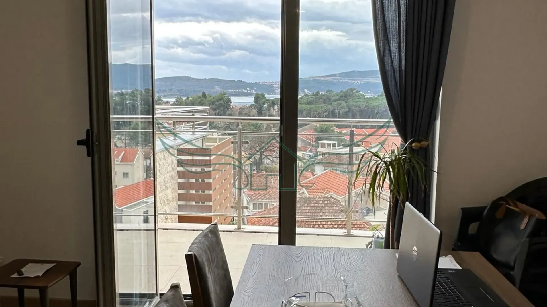 Sale, two bedroom apartment, 87m², Pod Kuk, Tivat