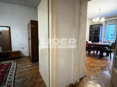 Prodaja, trosoban stan, 77m², Stari Grad, Beograd - image 4