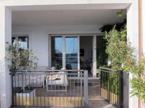 Sale, two bedroom apartment, 120m², Luštica Bay, Tivat - image 2