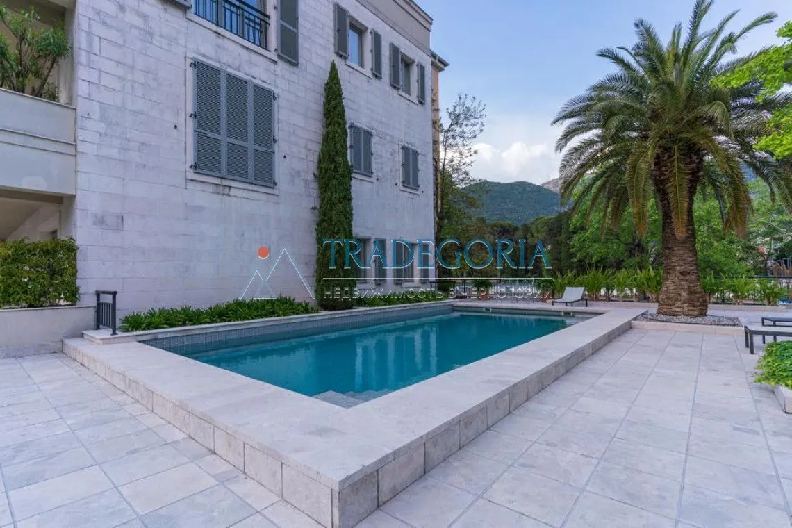 Prodaja, dvosoban stan, 122m², Tivat, Crna Gora