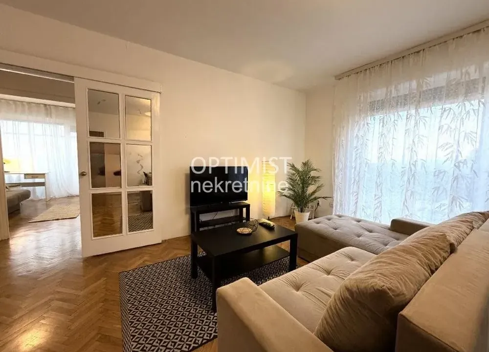 Rent, four bedroom apartment, 76m², Profesorska Kolonija, Palilula Sve Podlokacije