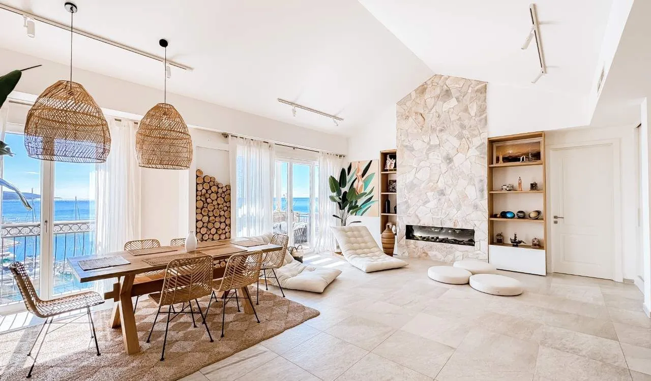 Prodaja, četvorosoban stan, 184m², Tivat, Crna Gora