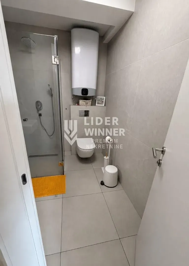 Prodaja, trosoban stan, 69m², Neimar, Vračar Sve Podlokacije