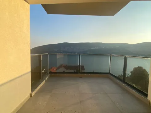 Izdavanje, trosoban stan, 130m², Herceg Novi, Crna Gora - image 6