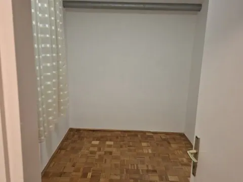 Izdavanje, trosoban stan, 64m², Novi Beograd Blok 9, Novi Beograd Sve Podlokacije - image 5