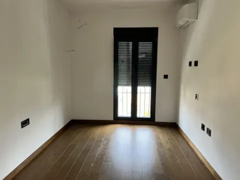 Izdavanje, dvosoban stan, 68m², Ljubović, Podgorica - image 6