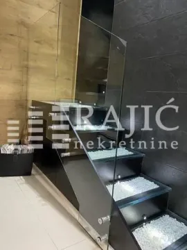 Rent, apartment, 135m², Palilula Sve Podlokacije, Beograd - image 6